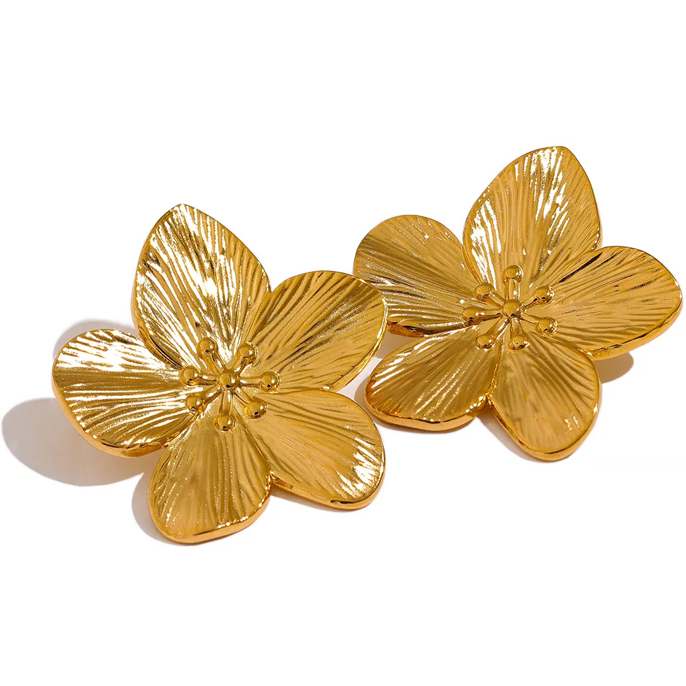 Detailed Gold Flower Earrings Vow Jewelry