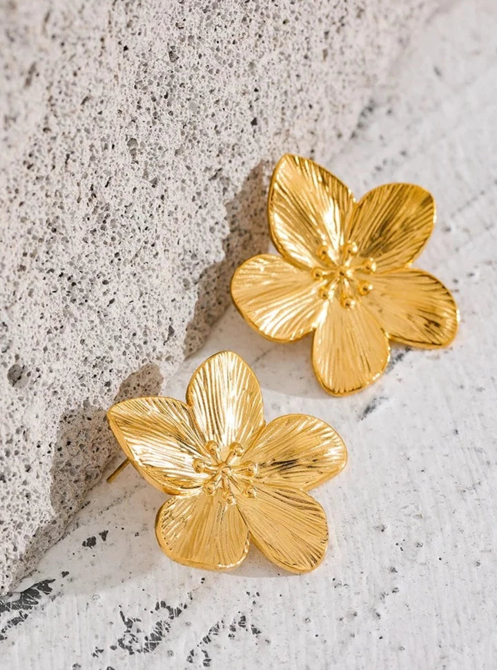 Detailed Gold Flower Earrings Vow Jewelry