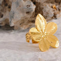 Detailed Gold Flower Ring Vow Jewelry